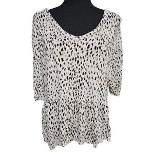AGB Leopard Print Babydoll Blouse Women’s Medium Cream Beige Ribbed Knit